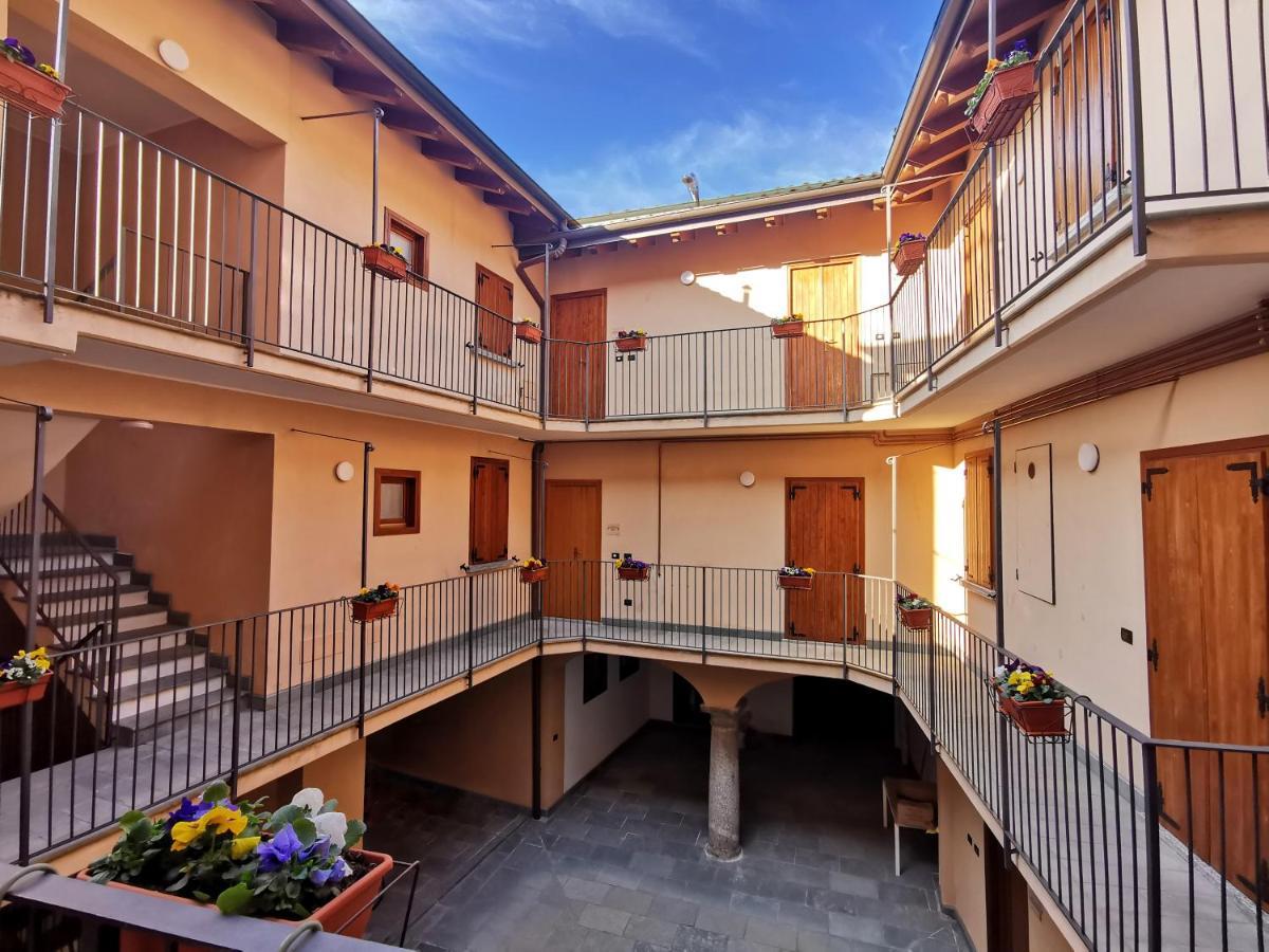 La Casa Del Sarto - Rooms And Apartments Lecco Exterior foto
